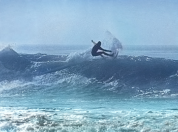 RonB surfing Terramar